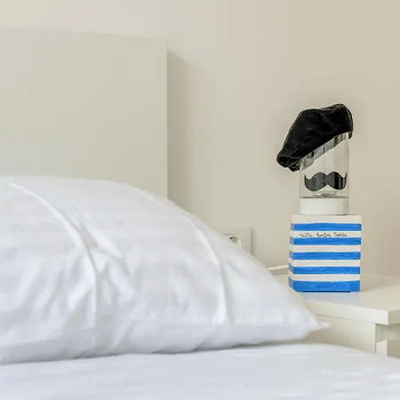 Mambo 1-bedroom Luxury - Downtown *