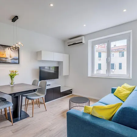 Mambo 1-bedroom Luxury - Downtown *